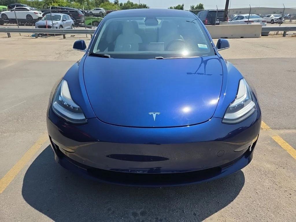 tesla model 3 2018 5YJ3E1EB7JF075148 image tesla model 3 2018 5YJ3E1EB7JF075148 image